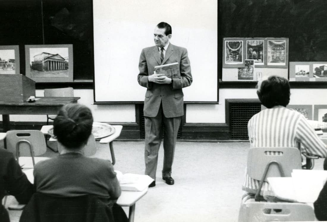 Gordon Snelgrove served as the head of the U of S’ Art Department until his retirement in 1962.