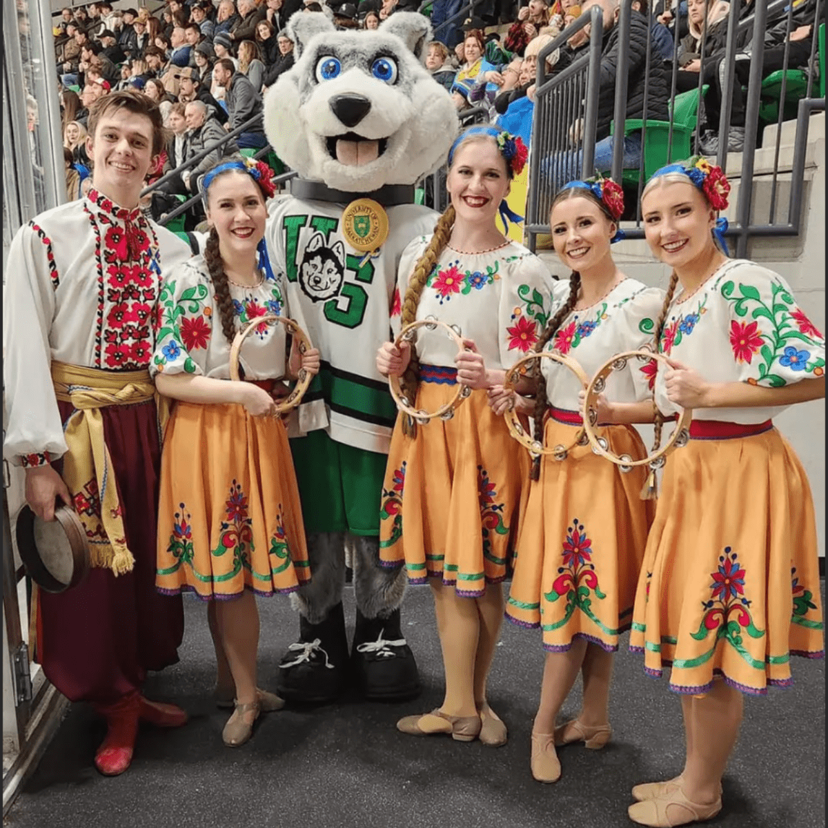 Howler with the Pavlychenko Folklorique Ensemble in 2022 |Pavlychenko Folklorique Ensemble