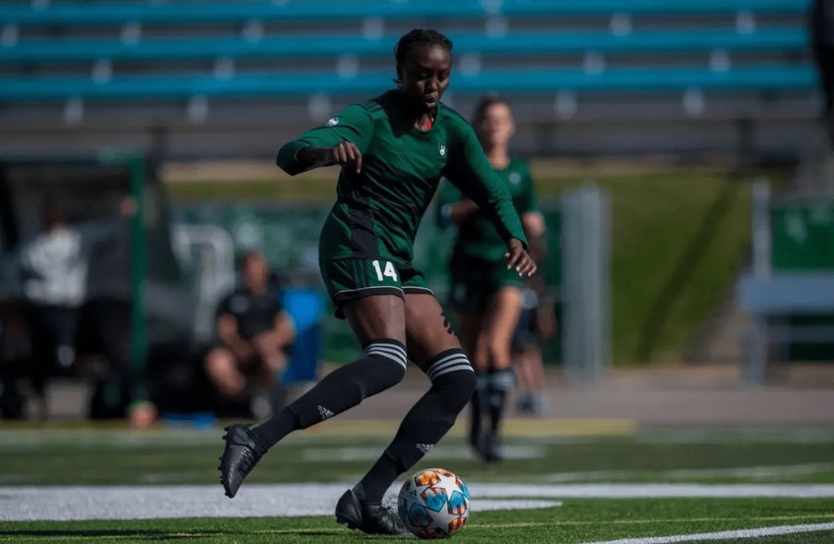 Amou Madol |Electric Umbrella | Huskie Athletics