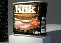 Tarralik Duffy, Klik, 2023, leather and thread. Photo: Daisy Wu, courtesy of WAG-Qaumajuq.