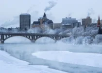 Pure Saskatoon | Andy Hu Getty Images | Canva Pro