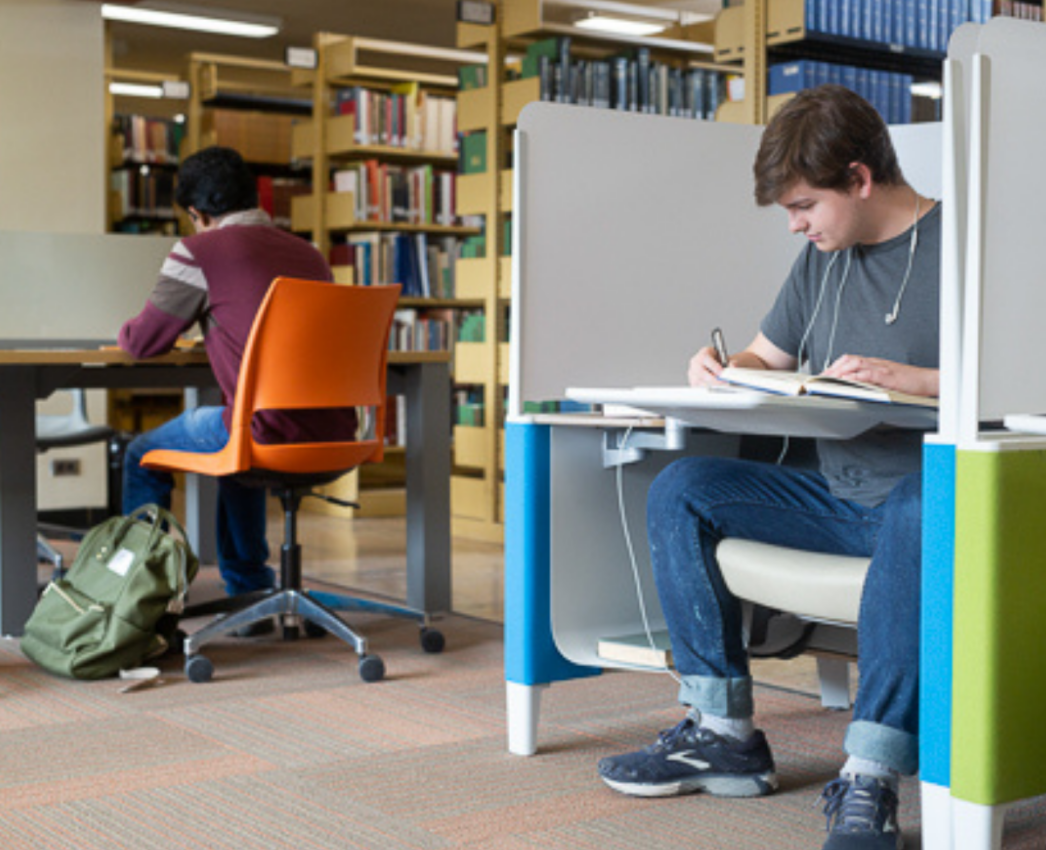 Study spaces at the Murray Library | David Stobbe University of Saskatchewan