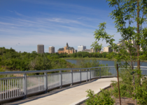 Saskatoon riverbank from the Meewasin Trail | Dougall_Photography Gettty Images | Canva Pro